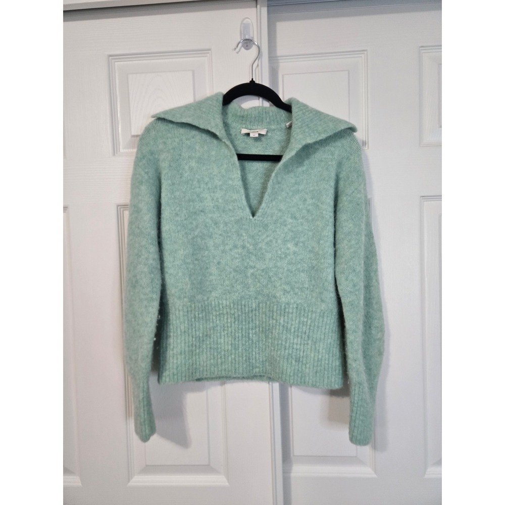 Vince Mint Green Alpaca Wool Blend V-Neck Collar Sweater Small S/P Fuzzy Knit